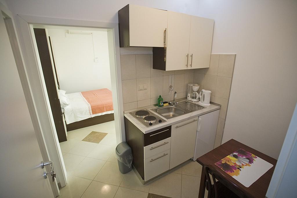 Apartments Rubic Omis Phòng bức ảnh